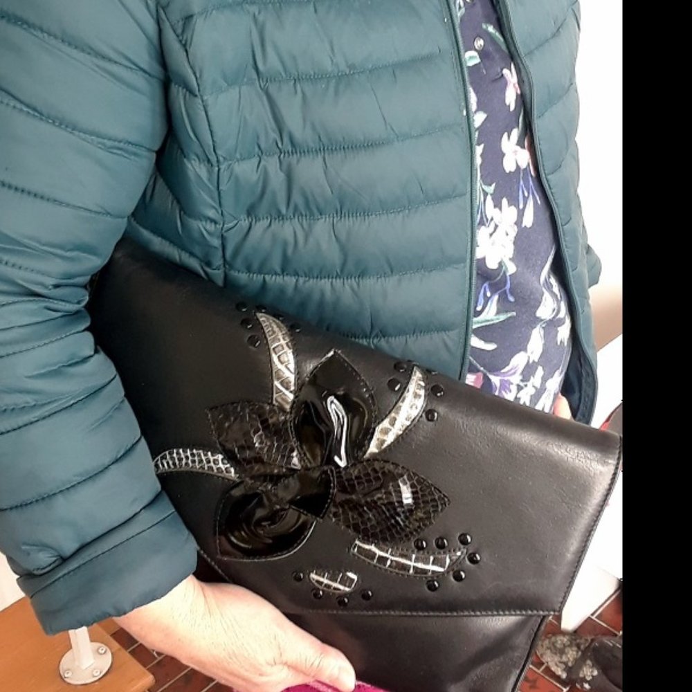 Vintage Genuine leather Big Purse/Shoulder Bag